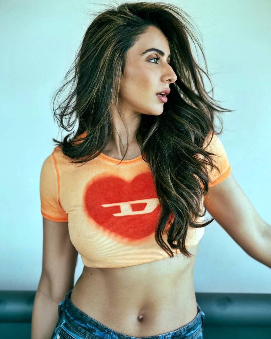 Ünlü oyuncu yürekleri ağza getirdi! Apar topar hastaneye kaldırıldı 20